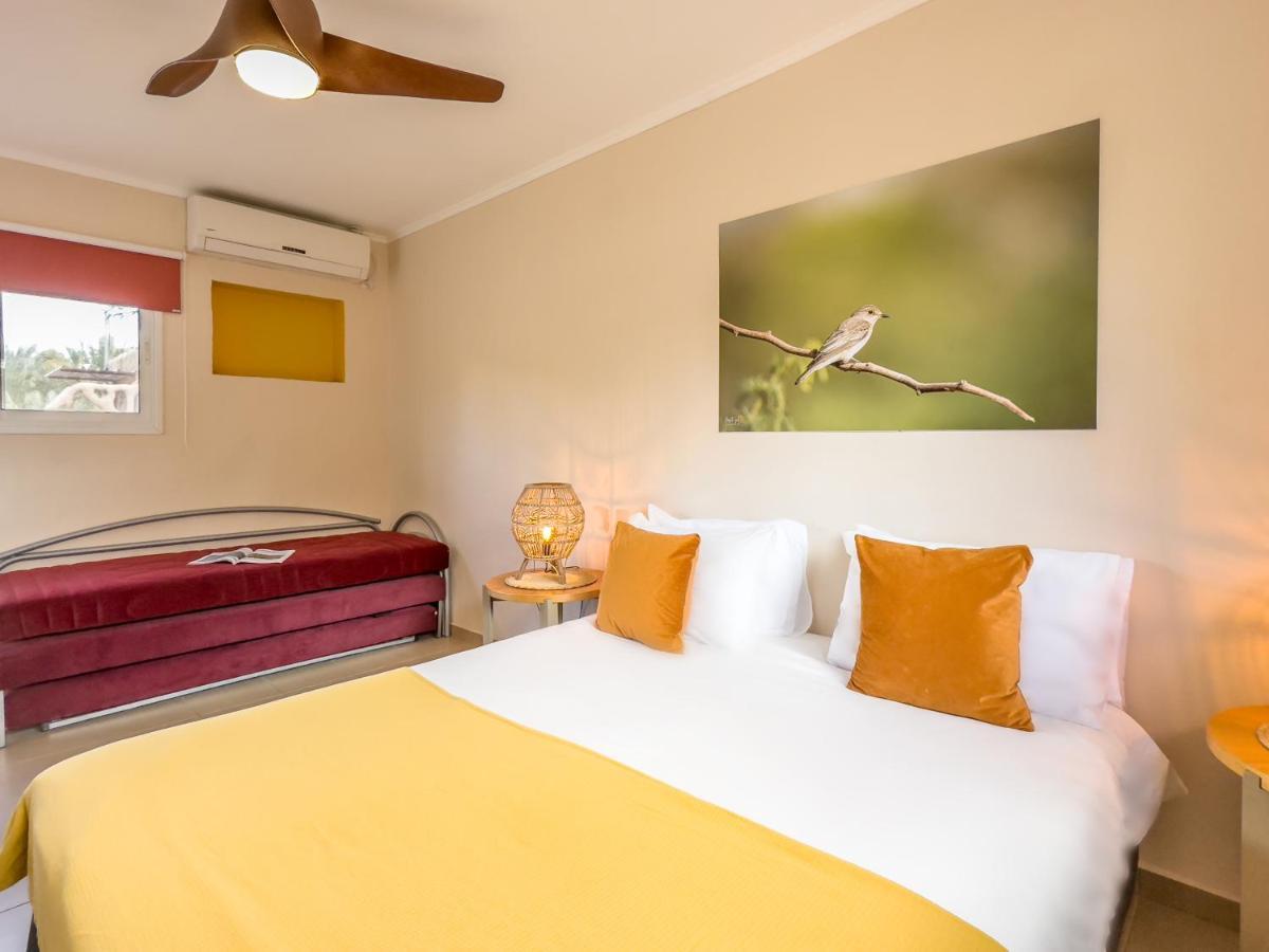 Lotan Desert Travel Hotel Nahal Ya'alon Ngoại thất bức ảnh