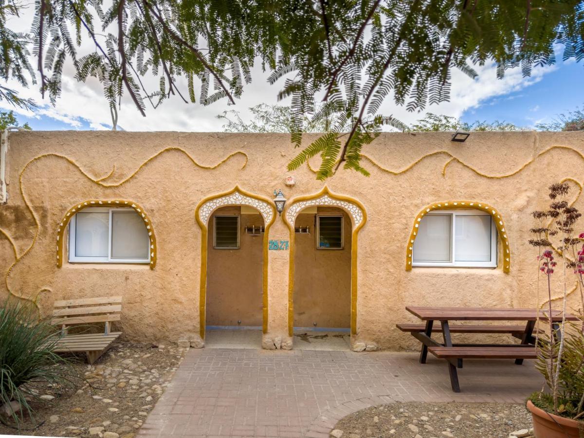 Lotan Desert Travel Hotel Nahal Ya'alon Ngoại thất bức ảnh